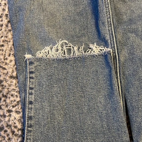 Jeans - Picture 3 of 4
